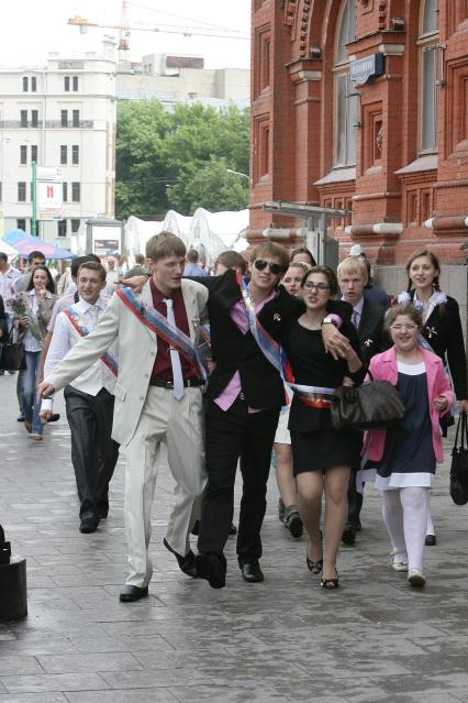 Последний звонок.