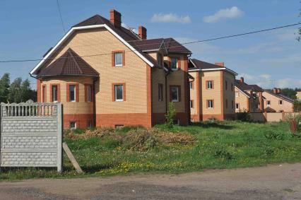 26 мая 2011г. Подмосковье, загородный дом, особняк, недвижимость, частный сектор, дачный участок.