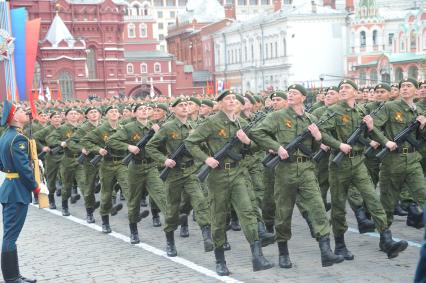 09 мая 2011г. Москва. Красная площадь. Парад, посвященный 66-й годовщине Победы в Великой Отечественной войне.