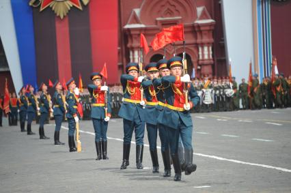 09 мая 2011г. Москва. Красная площадь. Парад, посвященный 66-й годовщине Победы в Великой Отечественной войне.