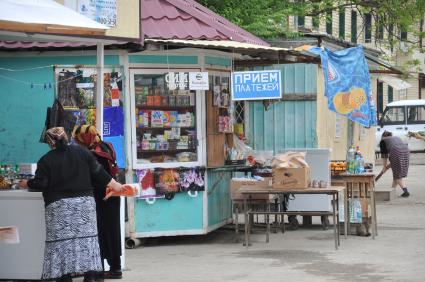 10 мая 2011 г. Чеченская республика. Город Грозный. Торговля, продукты, товар.