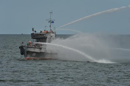 Каспийская флотилия. Военно-морская флотилия. Каспийское море. Пожарные учения. 26 мая 2011 г.