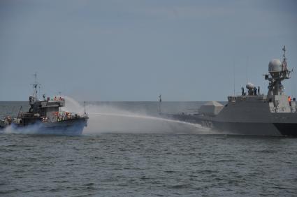 Каспийская флотилия. Военно-морская флотилия. Каспийское море. Пожарные учения.  26 мая 2011 г.