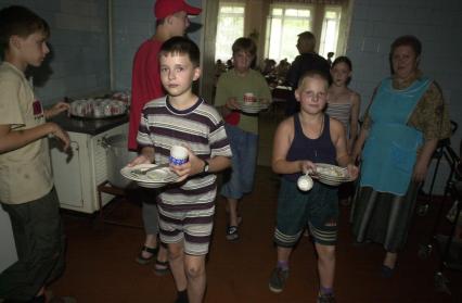 Детский оздоровительный лагерь в Орехово-Зуево. Столовая.