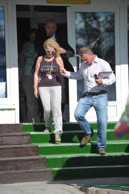 Лариса Долина в яхт- клубе АДМИРАЛ, 5 июня 2011 года.