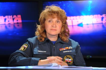 Начальник управления информации МЧС России Ирина Андрианова в студии ТВ КП 2 июня 2011 года.