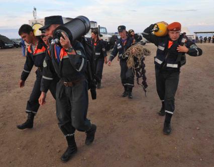 В Куйбышевском водохранилище на Волге затонул теплоход Булгария. Спасатели.