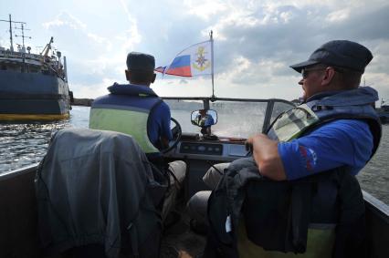 В Куйбышевском водохранилище на Волге затонул теплоход Булгария. Подъем корабля. Спасатели.