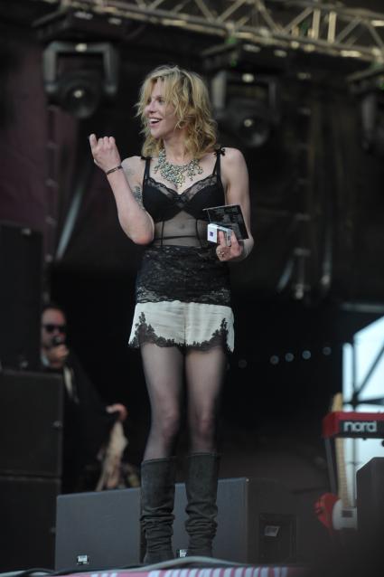 Кортни Лав в Москве, Courtney Love, пикник Афиши, Москва, 23 июля 2011 года.