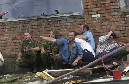 Террористический акт в Беслане. Штурм школы.