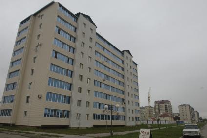 Чечня. Грозный. Виды города. На снимке: новый дом. 20 сентября 2008 года.