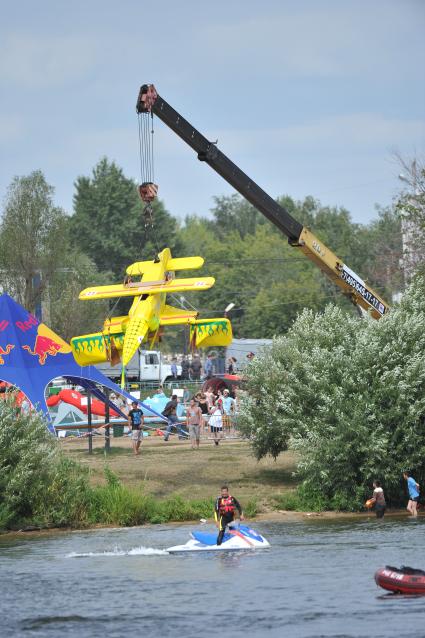 7 августа 2011 в Строгинской пойме Москвы-реки, состоялся Red Bull Flugtag, Парад самых разнообразных самодельных летательных аппаратов.