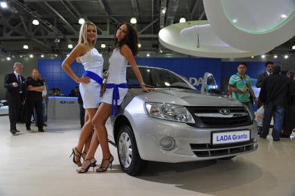 В МВЦ \"Крокус Экспо\" состоялось торжественное открытие 7-й международной выставки  Интеравто . 24 августа 2011 года.