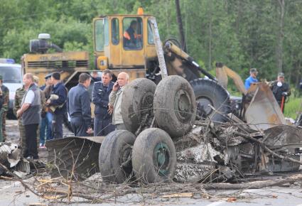 Падение самолета ТУ-134  районе д. Бесовец. 21 июня 2011 г.