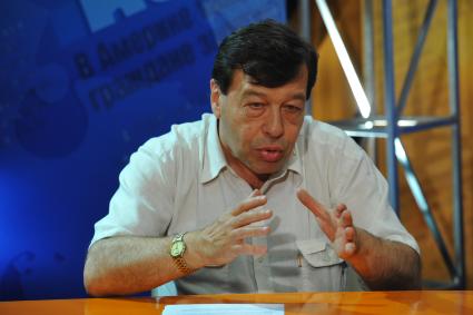 Член правления Института современного развития Евгений Гонтмахер. 1 сентября 2011 года