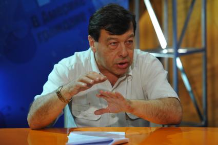 Член правления Института современного развития Евгений Гонтмахер. 1 сентября 2011 года