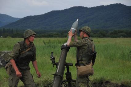 Учения. Армия. Военная подготовка. Полигон. Оружие. Солдат.  22 июня 2011г.