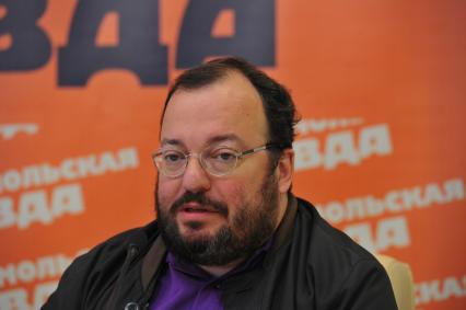 Политолог Станислав Белковский в ИД КП. 14 сентября 2011 года.