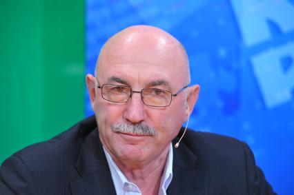 Президент Всемирной Федерации любителей самбо Давид Рудман. 19 сентября 2011 года.