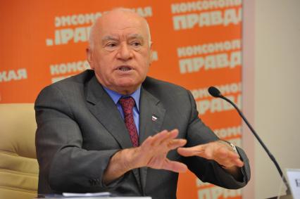 Директор Научно-исследовательского центра сердечно-сосудистой хирургии им. А.Н.Бакулева Лео Бокерия в ИД КП. 19 сентября 2011 года.
