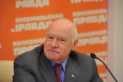 Директор Научно-исследовательского центра сердечно-сосудистой хирургии им. А.Н.Бакулева Лео Бокерия в ИД КП. 19 сентября 2011 года.