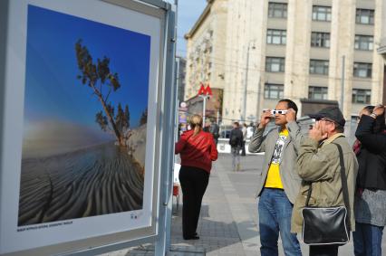 Фотовыставка РУССКИЙ ПЕЙЗАЖ на Манежной площади. 20 сентября  2011 года.