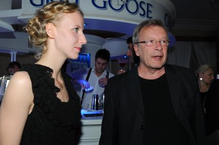 Писатель Виктор Ерофеев перед началом премии \"Человек года\" по версии российского журнала GQ. Москва 21 сентября 2011 года.