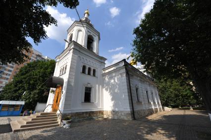 Храм Благовещения Пресвятой Богородицы в Ново-Переделкино. 28 июля 2011 года