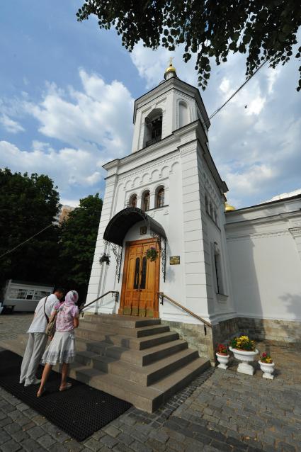 Храм Благовещения Пресвятой Богородицы в Ново-Переделкино. 28 июля 2011 года