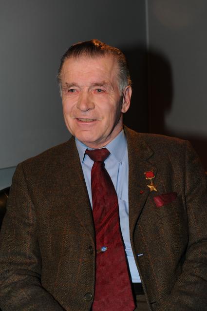 Летчик-космонавт Александр Серебров. 30 сентября 2011 года.
