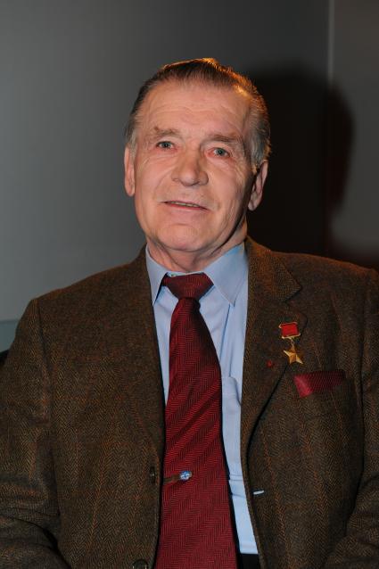 Летчик-космонавт Александр Серебров. 30 сентября 2011 года.