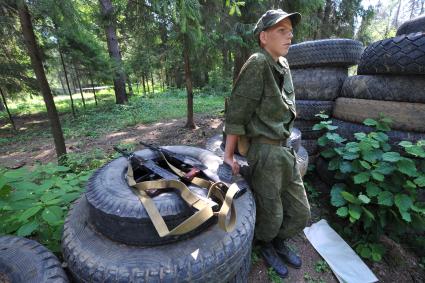 Оружие. Автоматы. Солдат. Учения. Военная подготовка. Военно-полевые сборы.  15 июля 2011г.