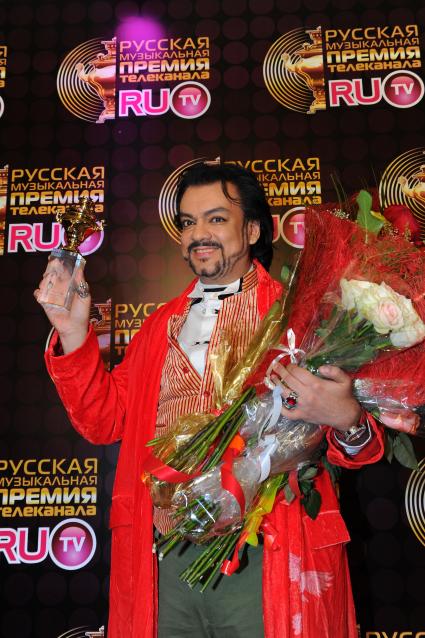 Певец Филипп Киркоров на вручении Русской Музыкальной Премии телеканала RU.TV. 1 октября 2011 года.