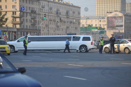 ДТП с участием свадебного лимузина на Садовом кольце. Москва.  08 октября  2011 года.