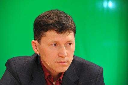 Профессор, доктор политических наук Алексей Чернышов в ИД КП. 7 октября 2011 года.