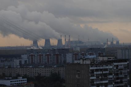 Виды Москвы. Район Капотня. Московский нефтеперерабатывающий завод (МНПЗ) и ТЭЦ-22. 12 октября 2011 года.