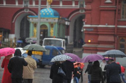 Дождь в городе. Москва. 12 октября 2011 года.