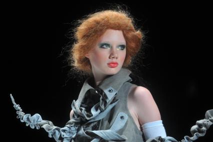 Во время показа коллекции марки \"YeZ by YEGORZAITSEV\" в рамках Mercedes-Benz Fashion Week.  23 октября 2011 года.