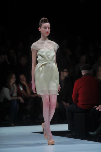 Показ коллекции TEGIN на неделе моды Mercedes-Benz Fashion Week. 23 октября 2011 года.