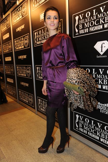 Закрытие Недели моды Volvo Fashion Week. На снимке: певица Сати Казанова. 31 октября 2011 года.