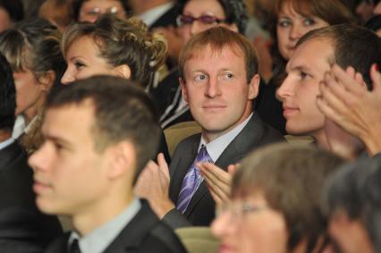 Победитель Всероссийского конкурса УЧИТЕЛЬ ГОДА РОССИИ-2011. На снимке: Овчинников Алексей Васильевич. 05 октября 2011 года.