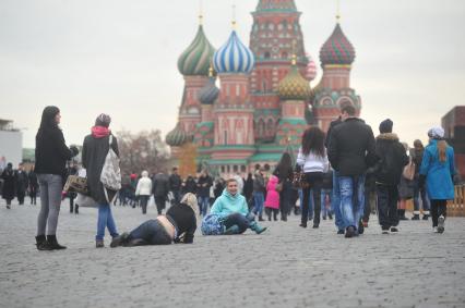 Москва. Храм Василия Блаженного на Красной площади.  05 ноября 2011 года.