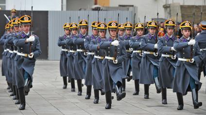 Церемония развода конных и пеших караулов Президентского полка. 31 октября 2011 года.