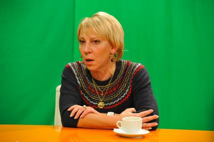 Член общественной палаты РФ Елена Лукьянова в ИД КП.11 ноября 2011 года.