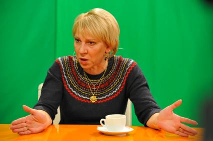 Член общественной палаты РФ Елена Лукьянова в ИД КП.11 ноября 2011 года.