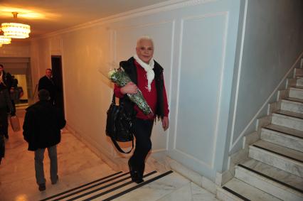 Поп-певец, артист эстрады Моисеев Борис во время концерта ЮБИЛЕЙНЫЙ ВЕРНИСАЖ ИЛЬИ РЕЗНИКА. 13 ноября 2011 года.