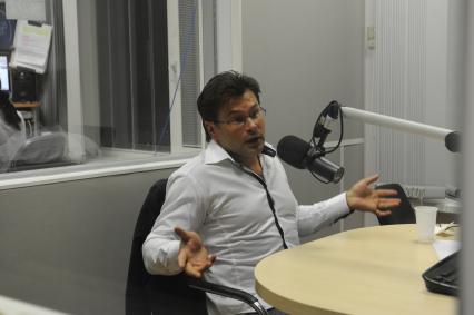 Генеральный директор Центра политической информации Алексей Мухин в ИД КП. 17 ноября 2011 года.