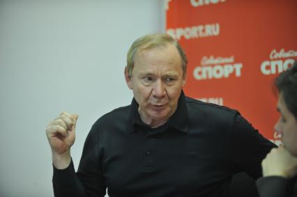 Романцев Олег - советский футболист (защитник), затем советский и российский тренер. В СС. 22 ноября 2011 года.