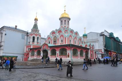 Собор Казанской иконы Божией Матери. Москва. 25 ноября 2011 года.