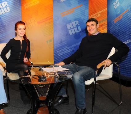 Певица Елена Князева в ИД КП. 28 ноября 2011 года.
